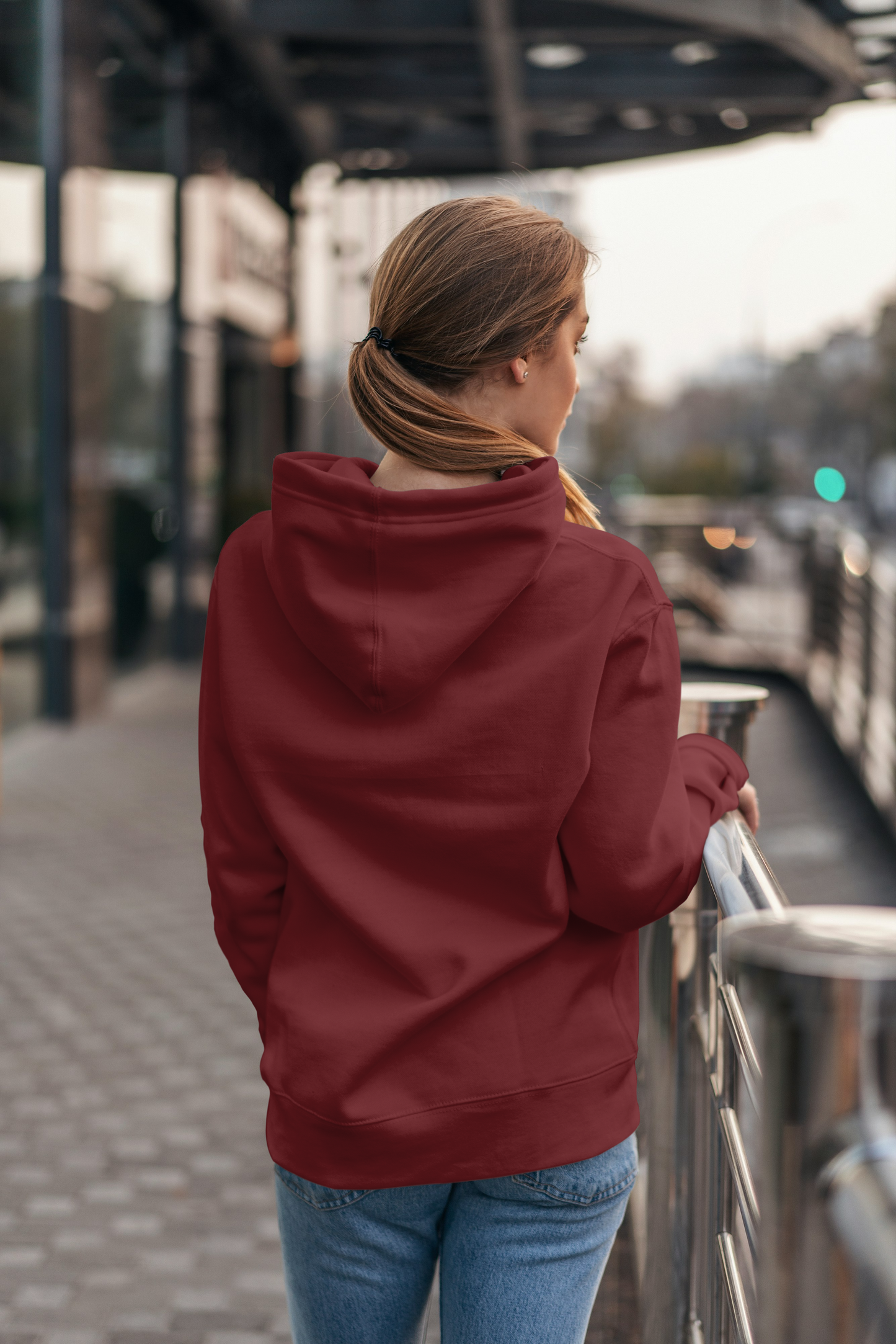 Unisex Elitzie Premium Hoodie – Urban Comfort Edition